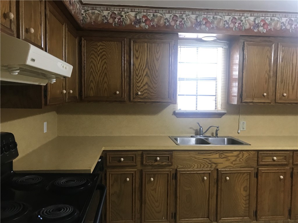 107 W Avenue E Property Photo 15