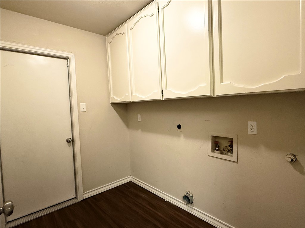 3325 Hampton St Property Photo 14
