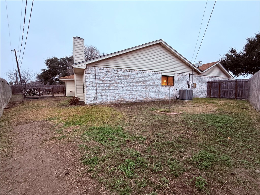 3325 Hampton St Property Photo 18
