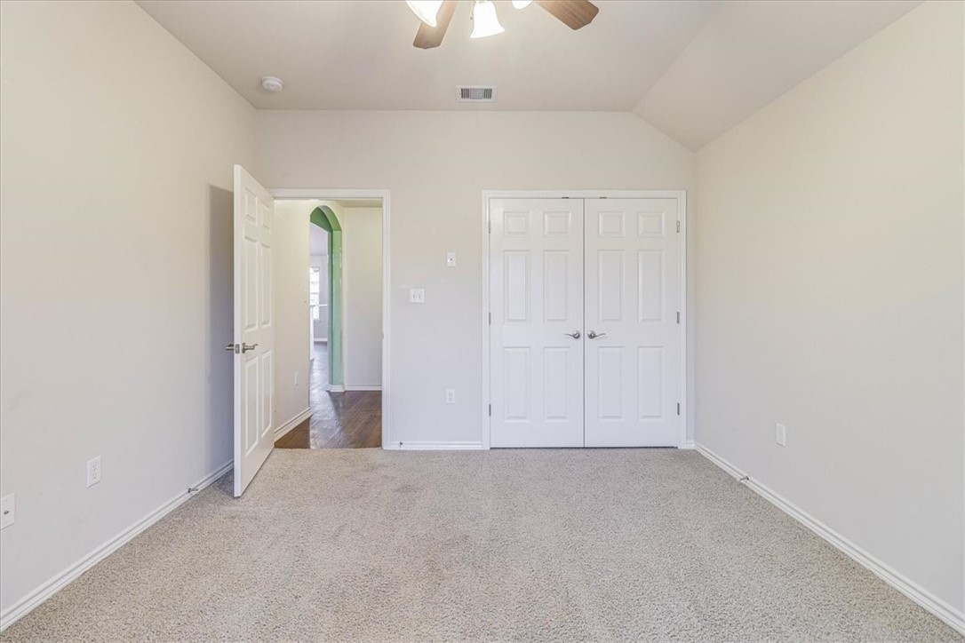 409 Long Point Dr Property Photo 29