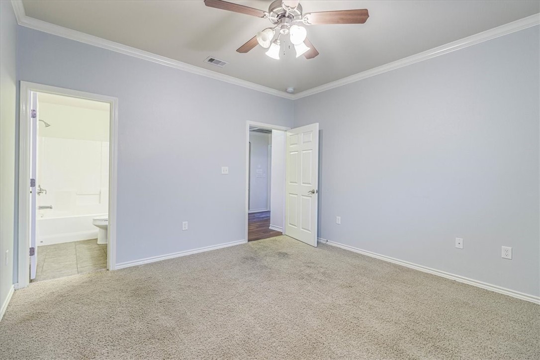 409 Long Point Dr Property Photo 33
