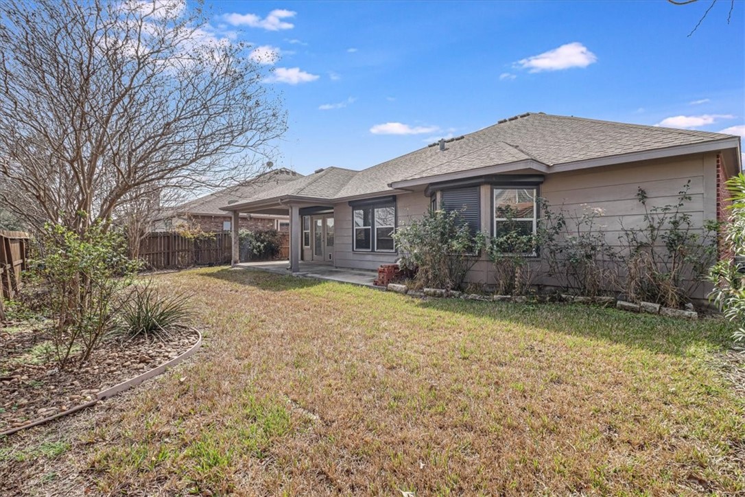409 Long Point Dr Property Photo 39