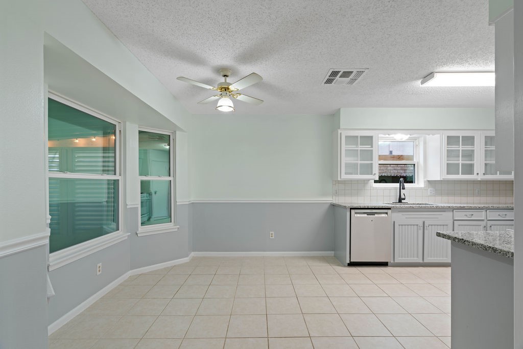 7422 Spitfire Dr Property Photo 12