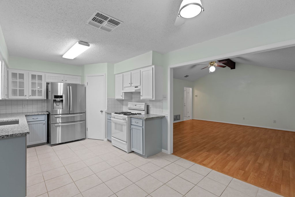 7422 Spitfire Dr Property Photo 15