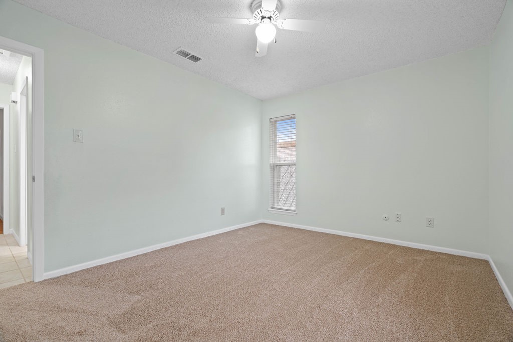 7422 Spitfire Dr Property Photo 38