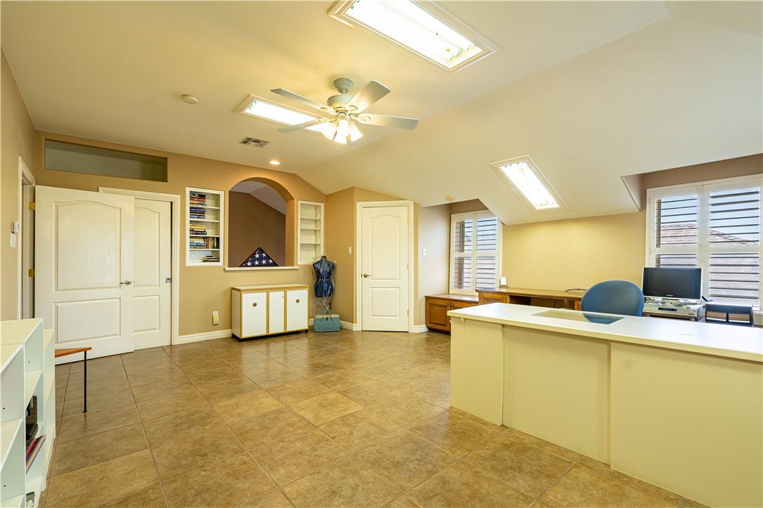 6002 Strasbourg Dr Property Photo 30
