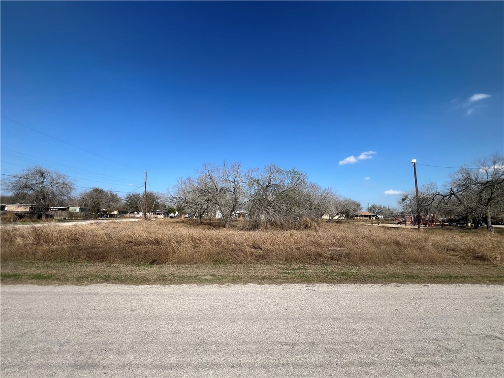 Tbd Marigold Ave Property Photo 4
