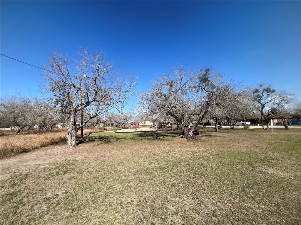 Tbd Marigold Ave Property Photo 11