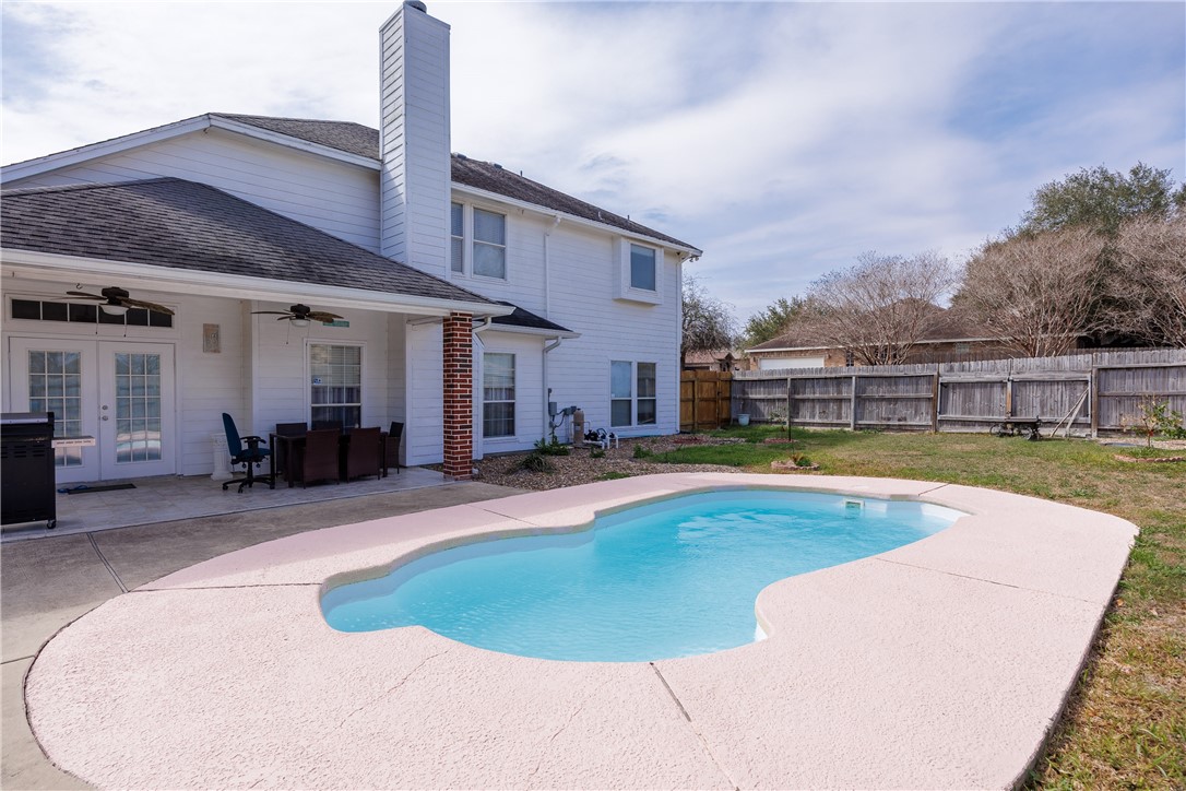 15222 Guadalupe River Dr Property Photo 25