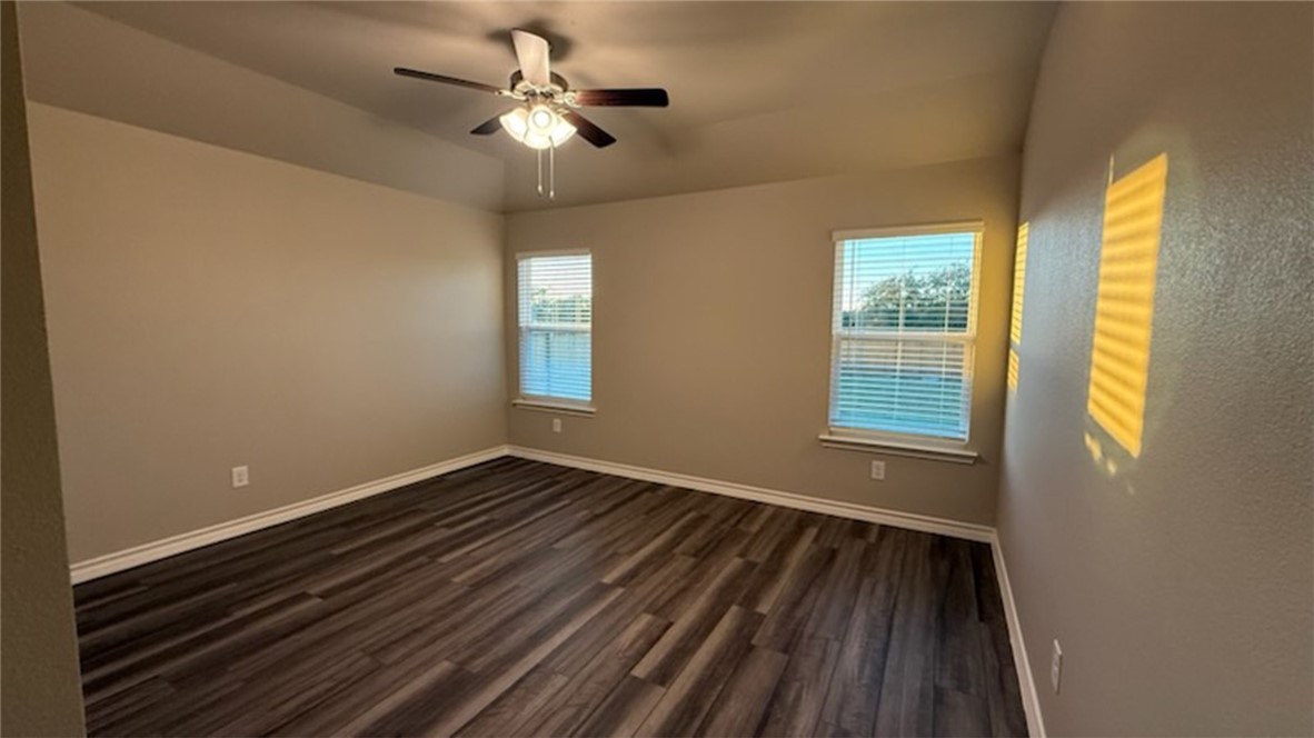 102 Montego Dr Property Photo 13