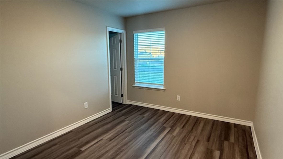 102 Montego Dr Property Photo 21