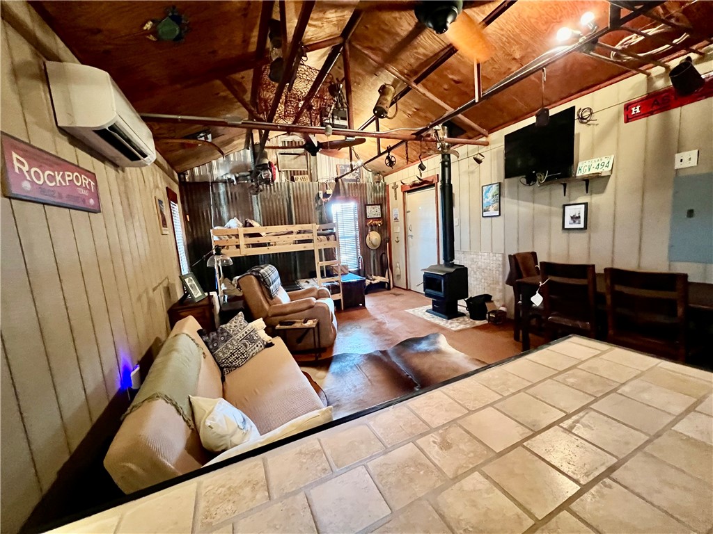 903 Ruby Allen St Property Photo 11