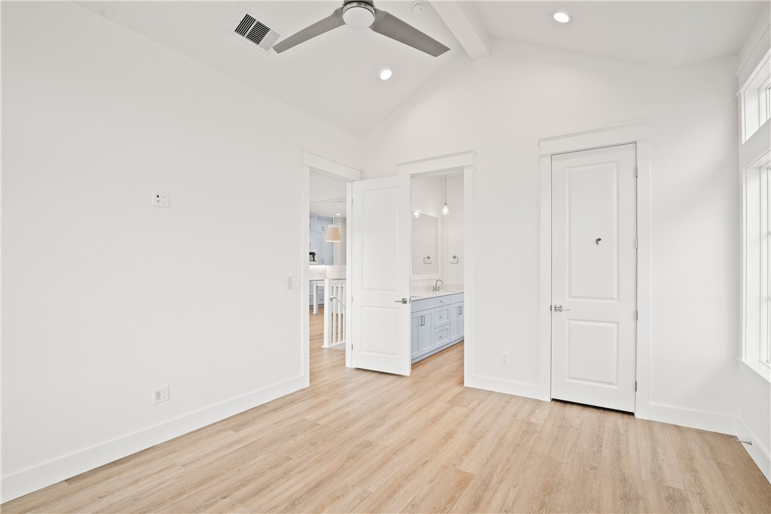 424 Mermaid Tail Lane Property Photo 19