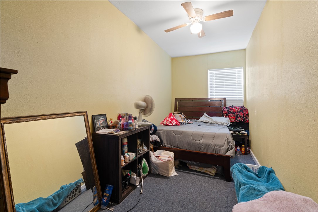1616 Marshall St Property Photo 11