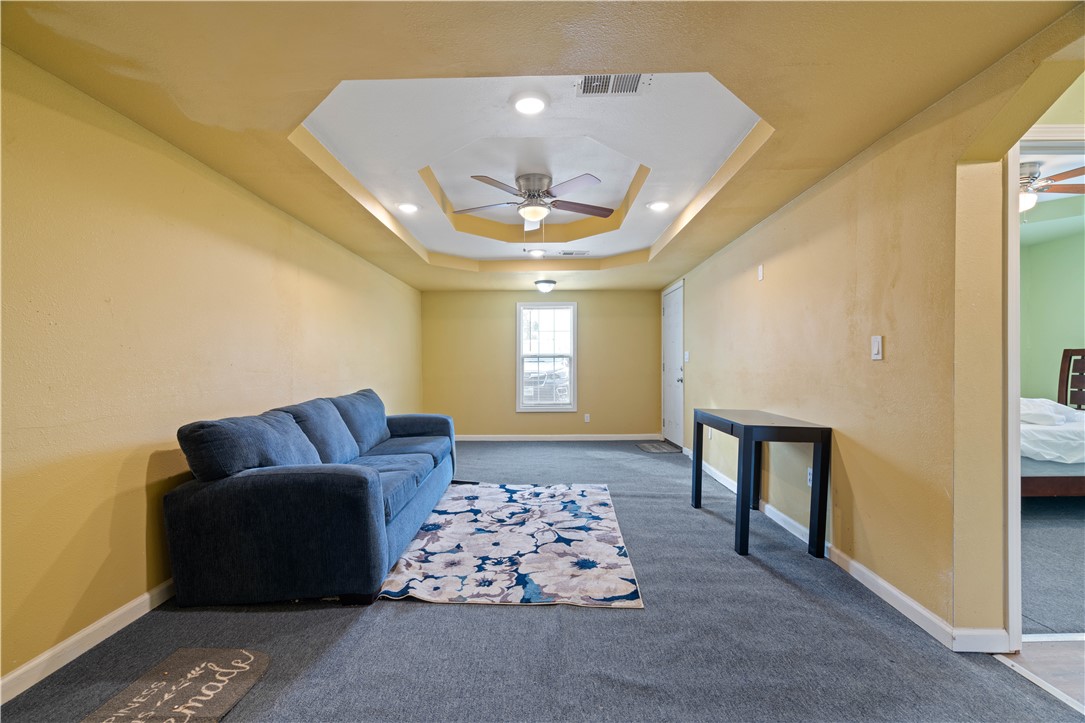 1616 Marshall St Property Photo 25