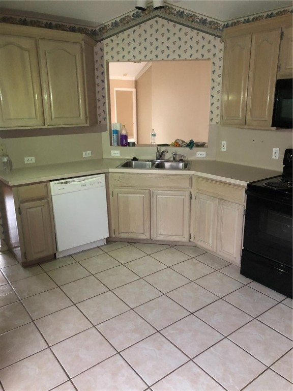 7626 Northfield Dr Property Photo 6
