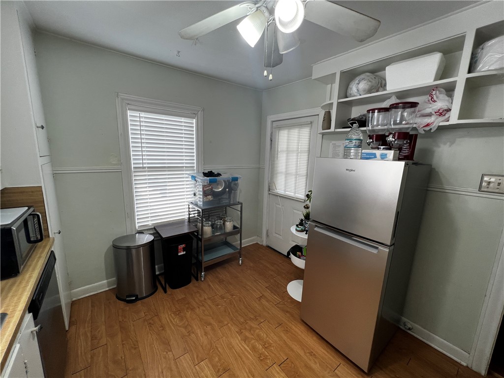 444 Texas Ave Property Photo 4