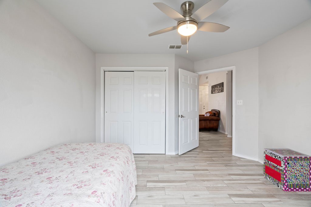 114 Pebble Creek Dr Property Photo 14