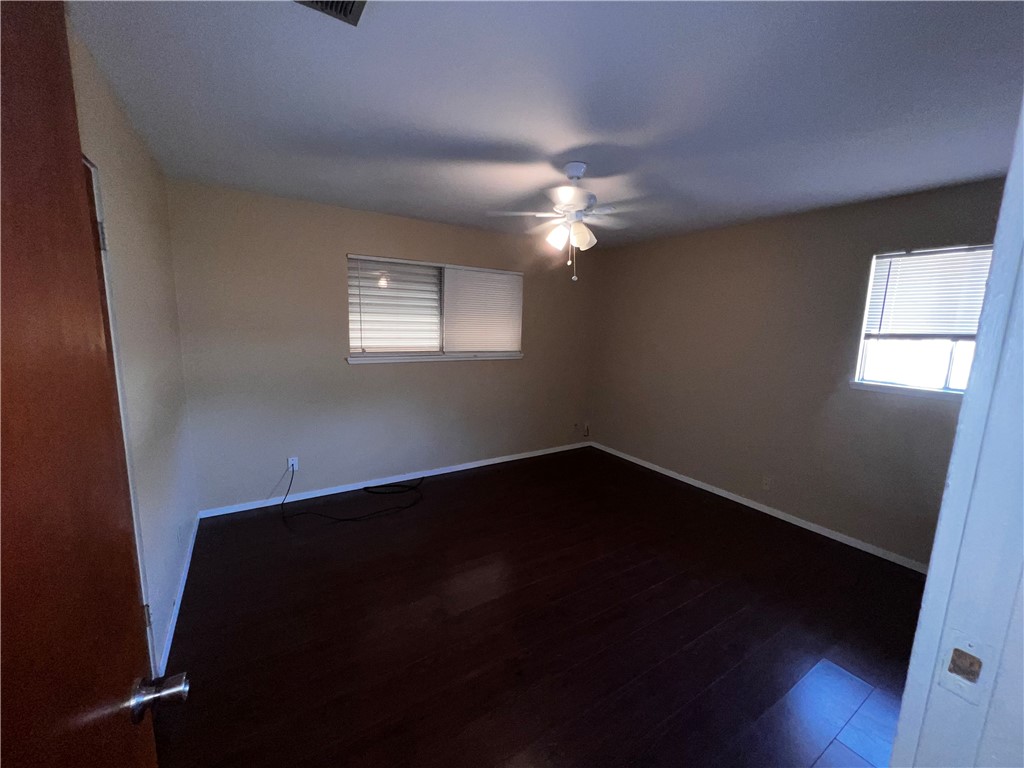 1325 Prince Dr Property Photo 3