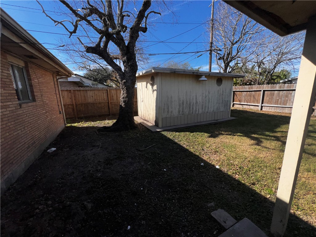 1325 Prince Dr Property Photo 20