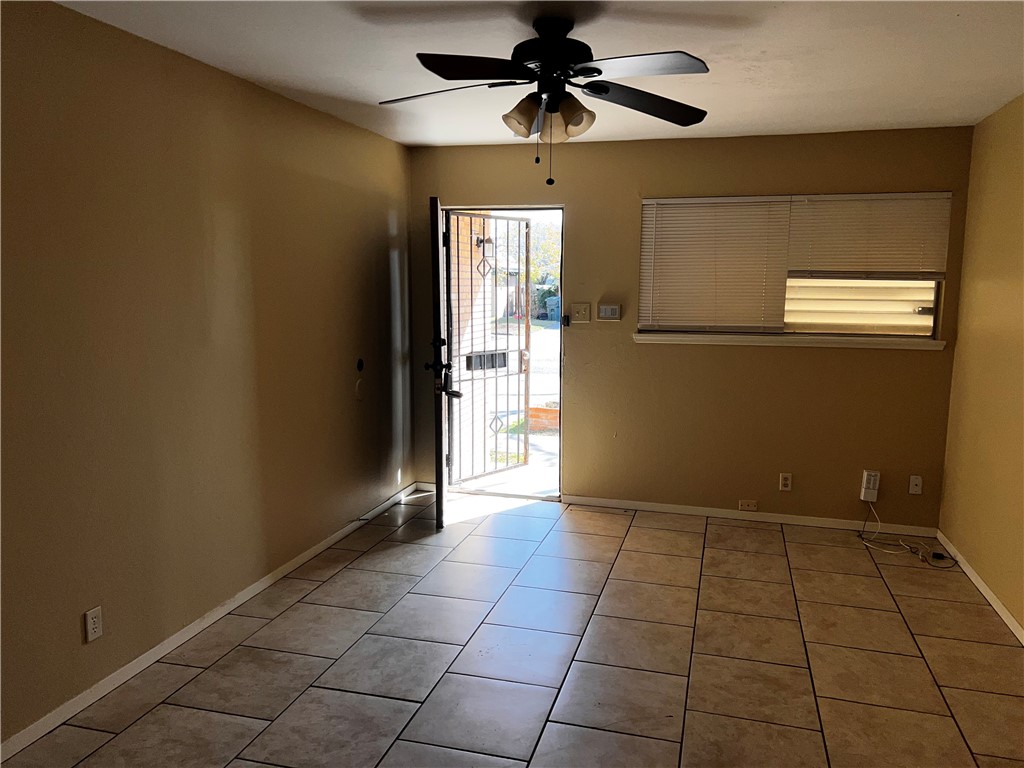 1325 Prince Dr Property Photo 24