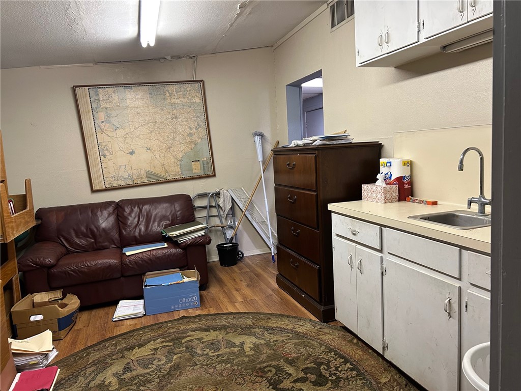518 & 514 Tancahua St Property Photo 13