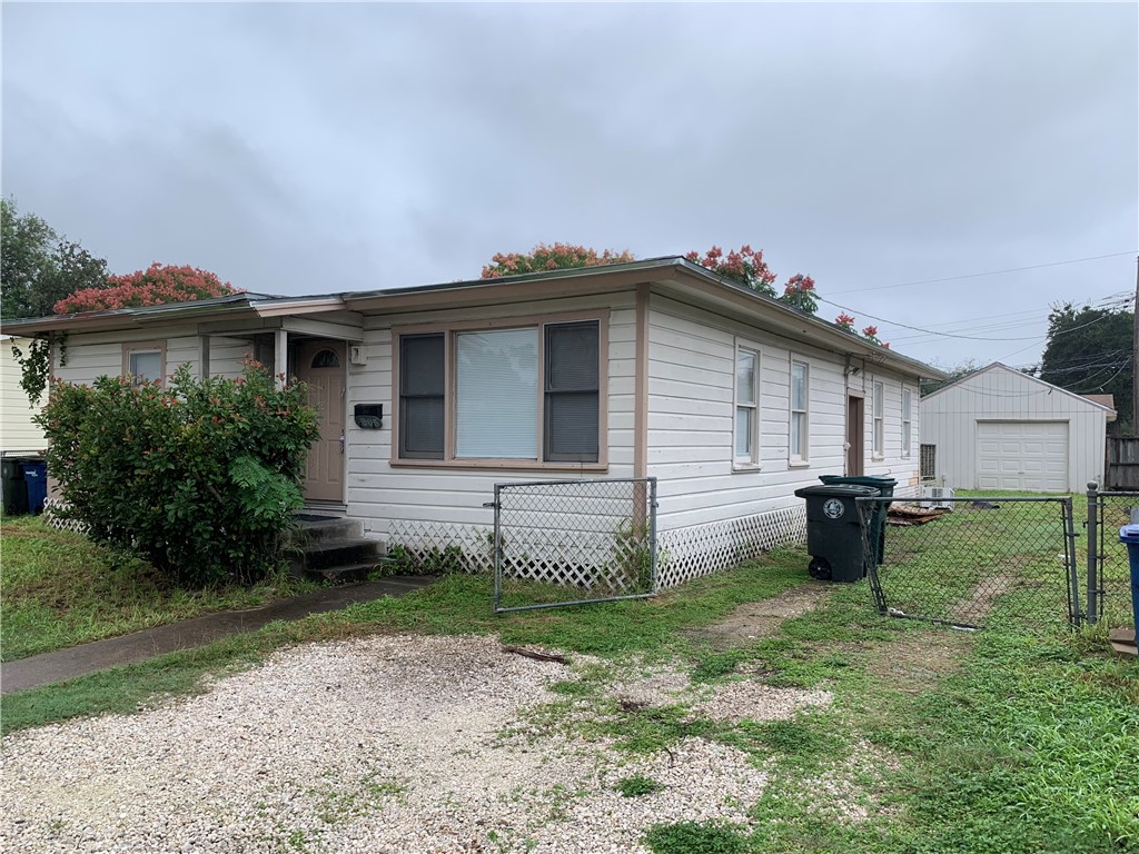 4905 Weber Property Photo