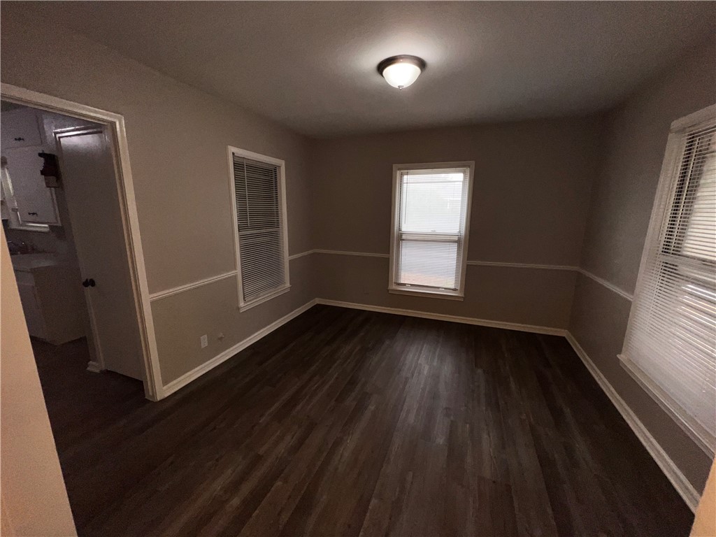 3301 Austin St Property Photo 4