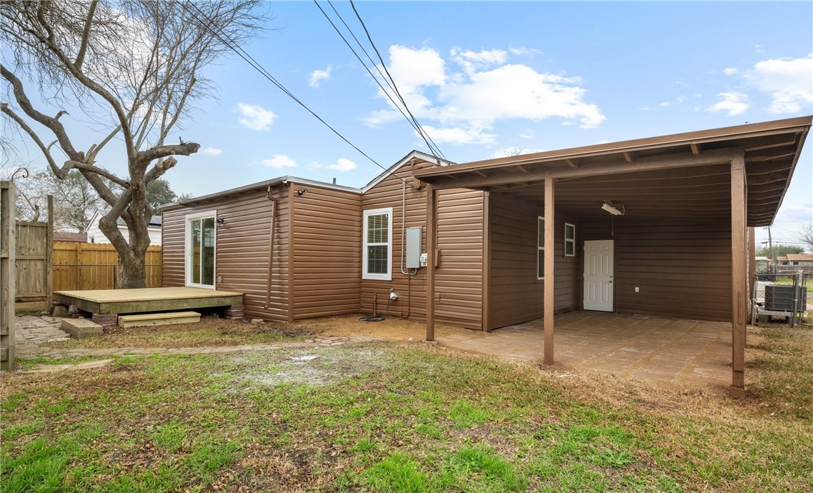 721 Sharon Dr Property Photo 11