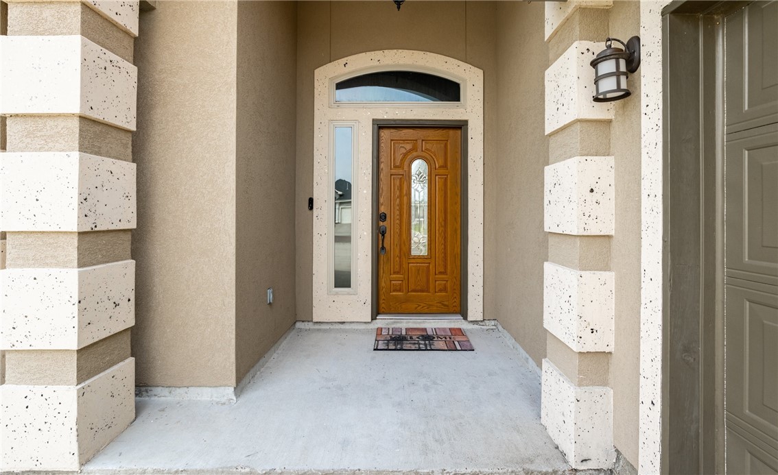 2517 Luzius Dr Property Photo 3