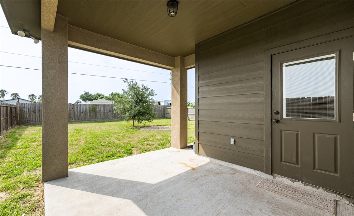 2517 Luzius Dr Property Photo 24
