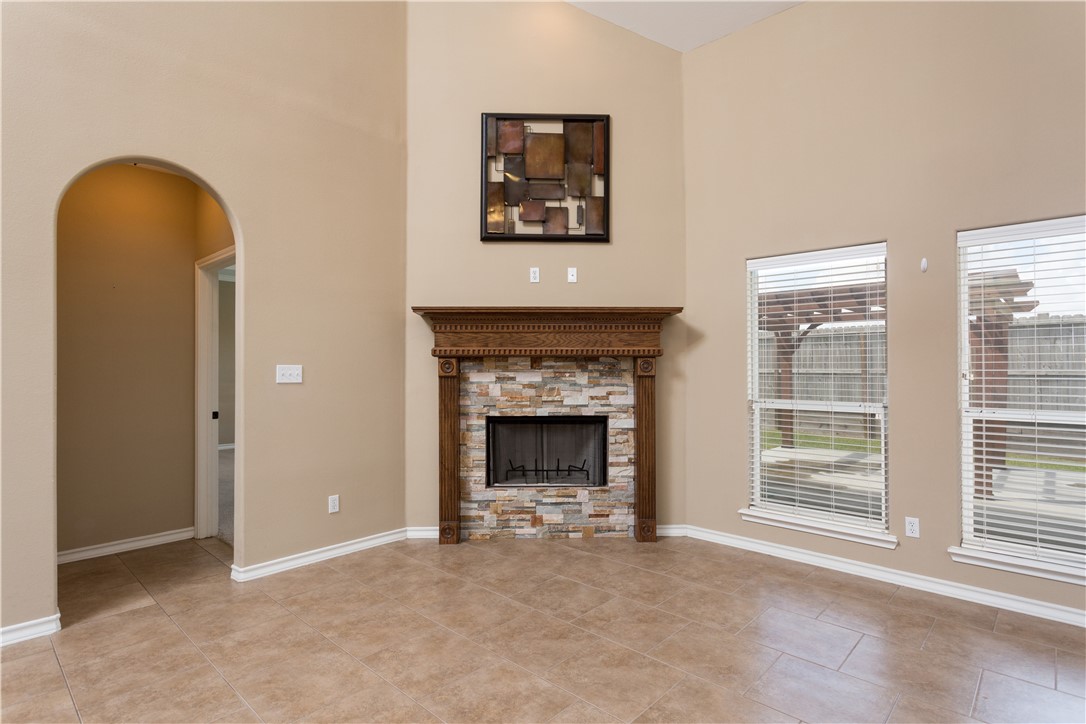 5701 Loire Blvd Property Photo 7