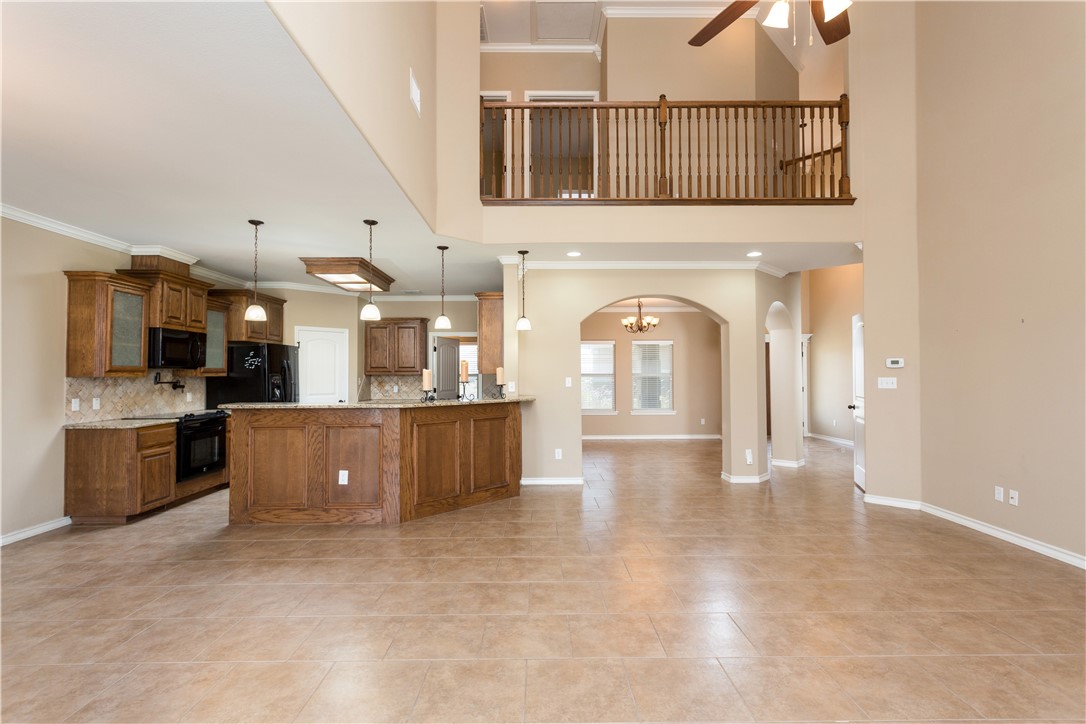 5701 Loire Blvd Property Photo 8