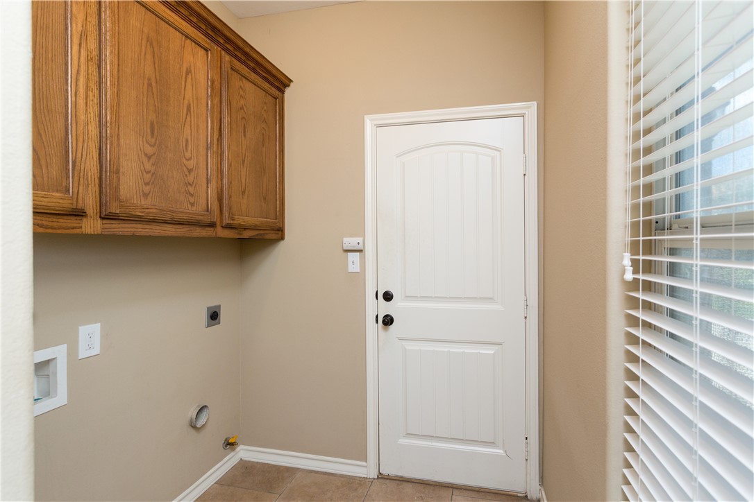 5701 Loire Blvd Property Photo 12