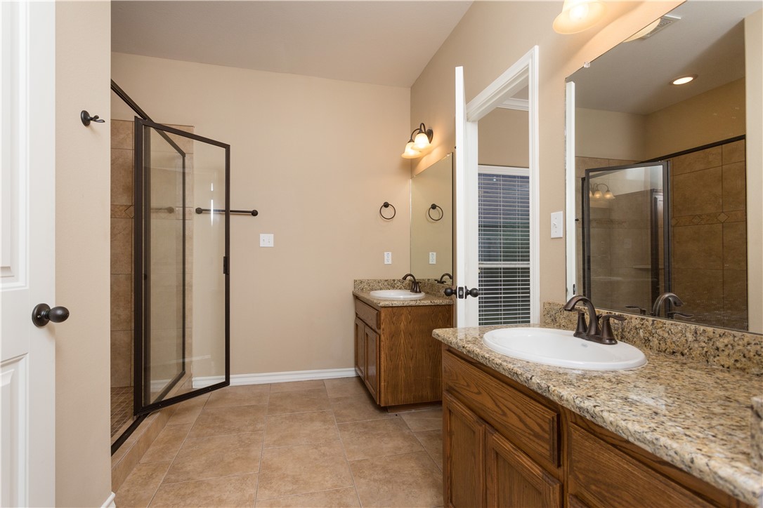 5701 Loire Blvd Property Photo 16