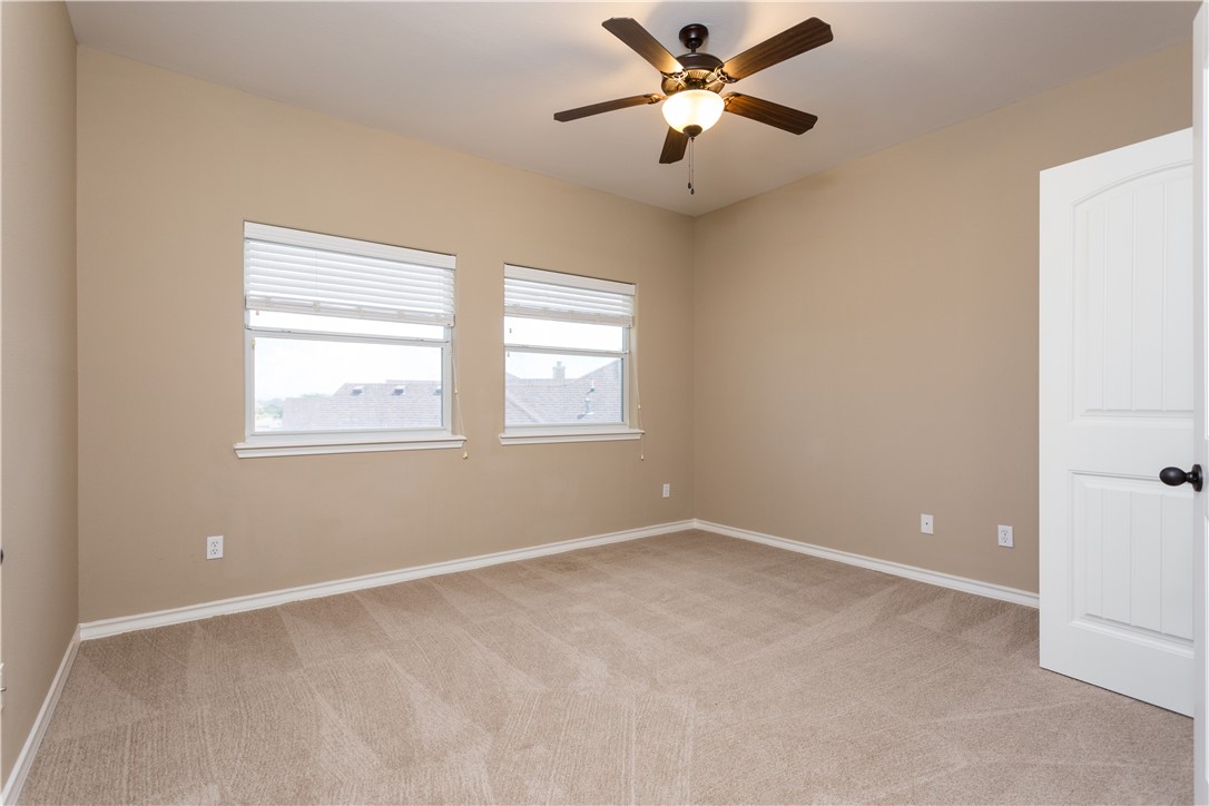 5701 Loire Blvd Property Photo 25