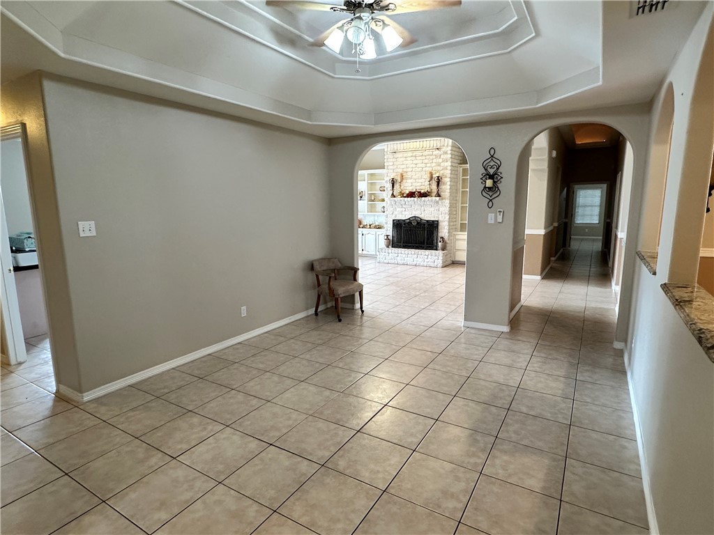240 County Road 2112 Property Photo 13