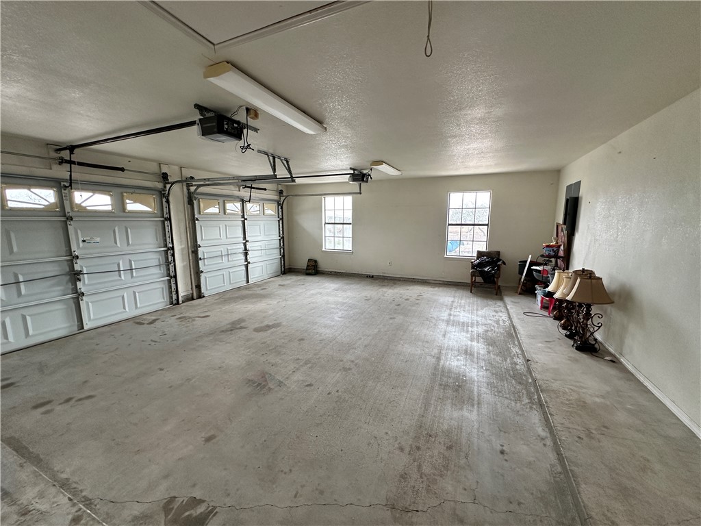 240 County Road 2112 Property Photo 30