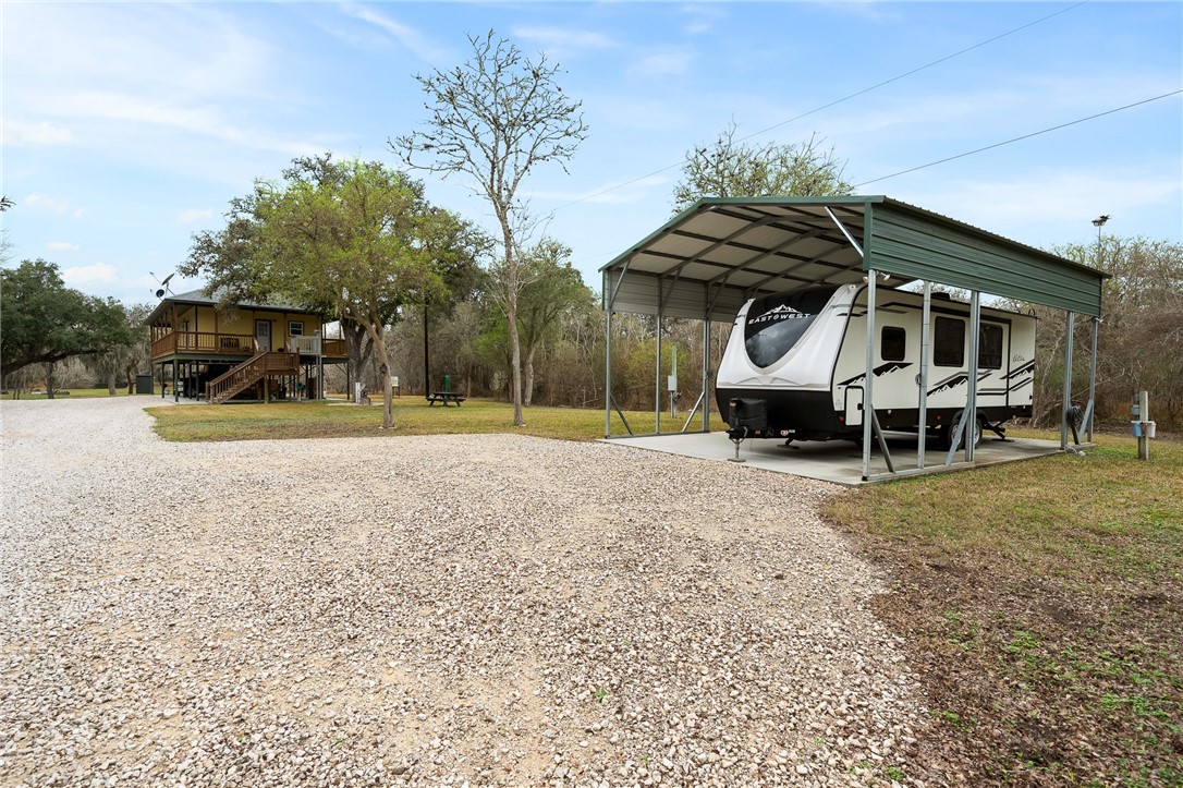 22203 County Road 1664 Property Photo 4
