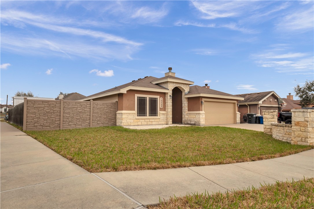 15442 Big Cyprus Property Photo 2