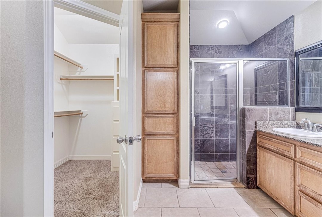 6832 Fox Tail Dr Property Photo 23