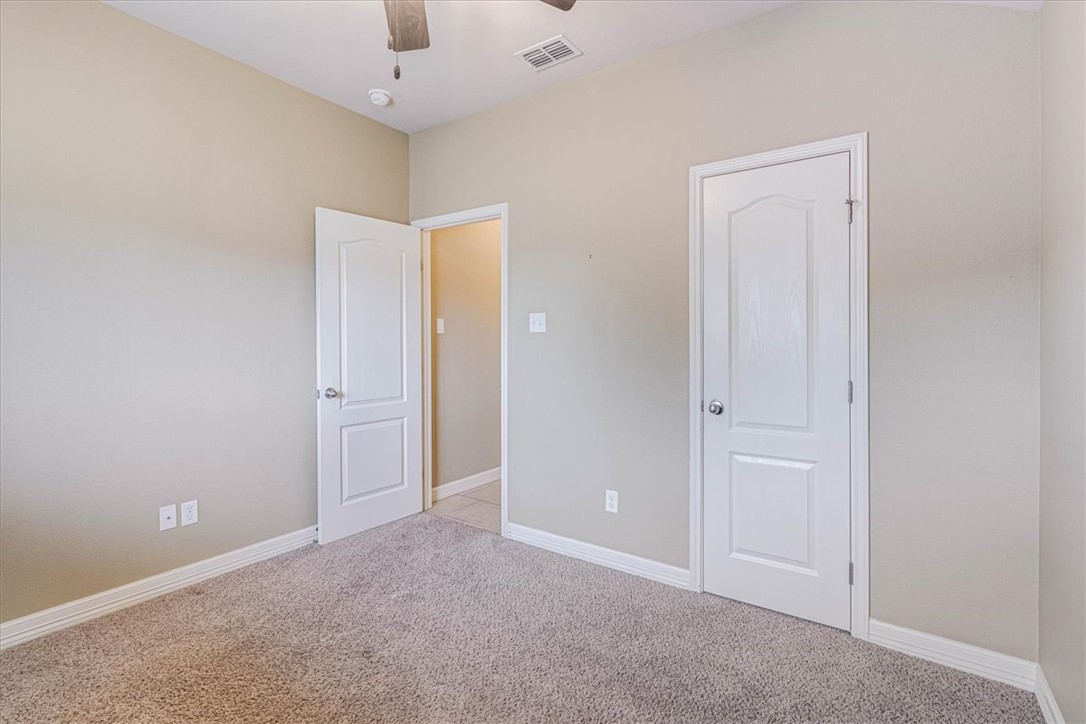 6832 Fox Tail Dr Property Photo 30
