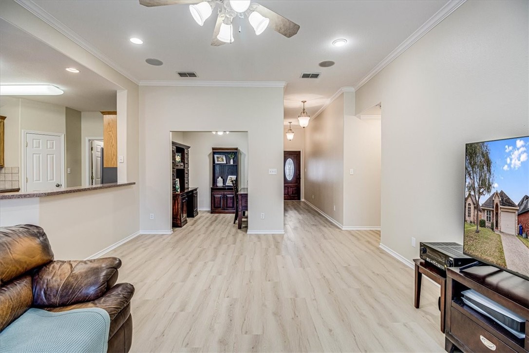 3813 Sally Lane Property Photo 10