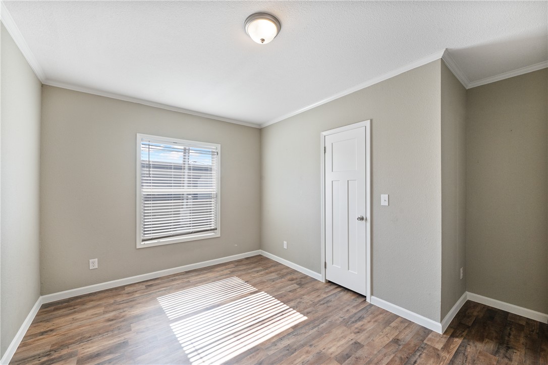 236 E Brundrett Ave Property Photo 18
