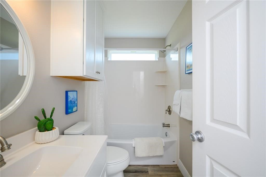 1411 E Linden St Property Photo 27