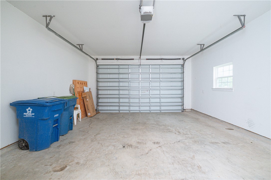 1411 E Linden St Property Photo 36
