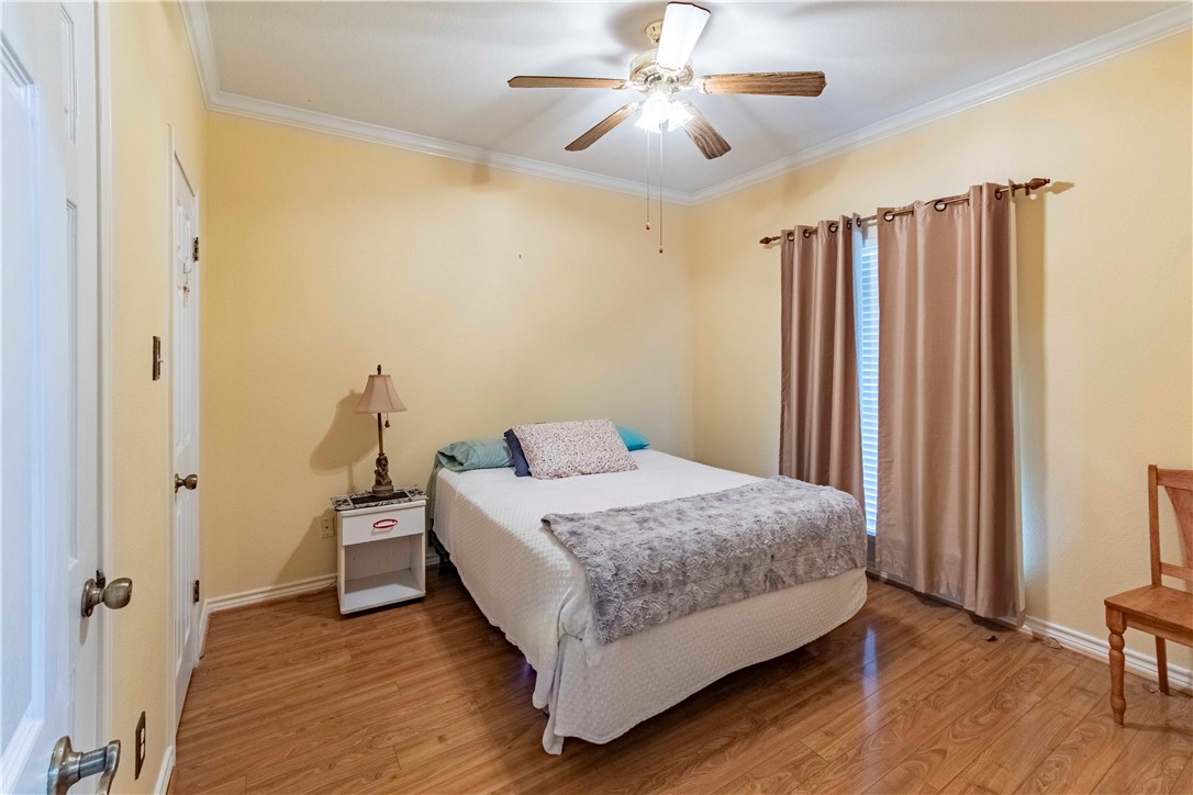 7009 Adcote Dr Property Photo 10