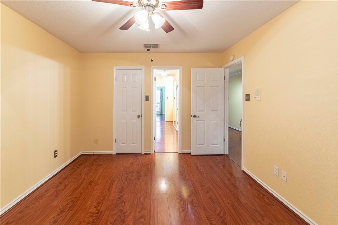 7009 Adcote Dr Property Photo 17
