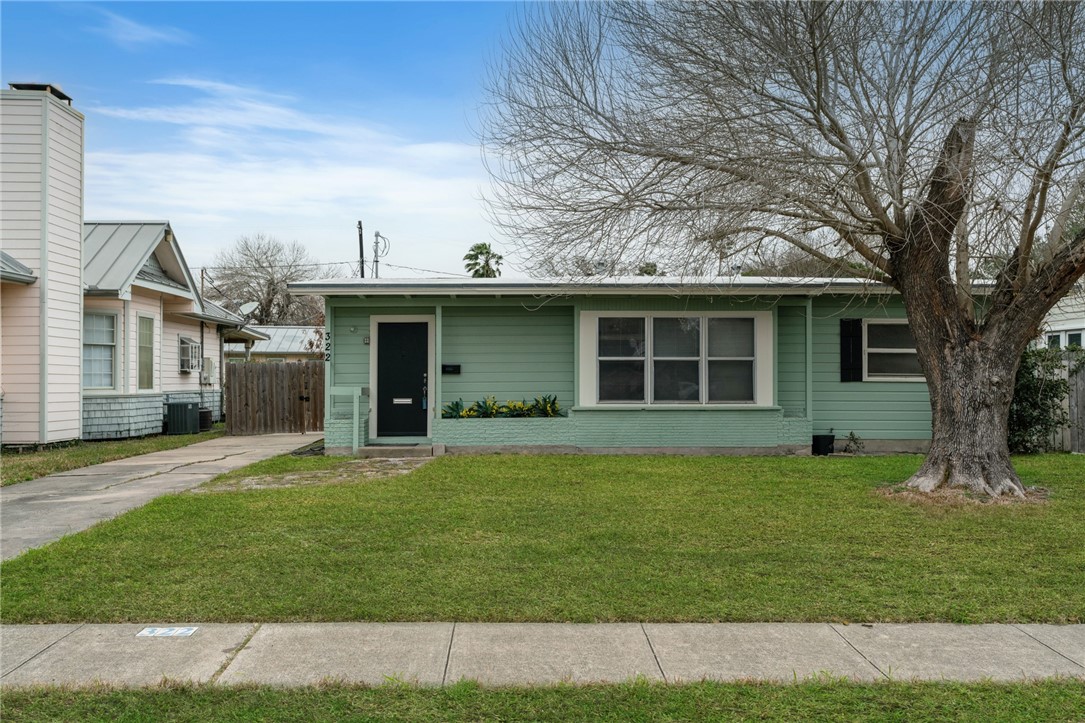 322 Del Mar Blvd Property Photo 1