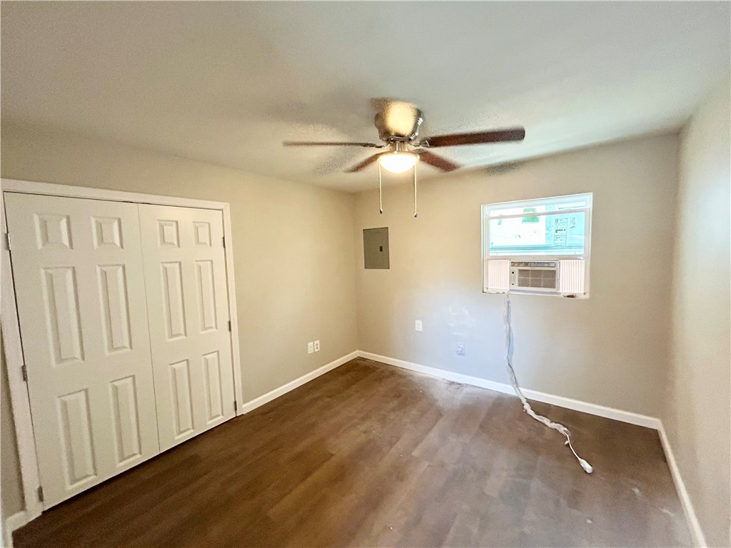 2928 Coleman Ave Property Photo 4